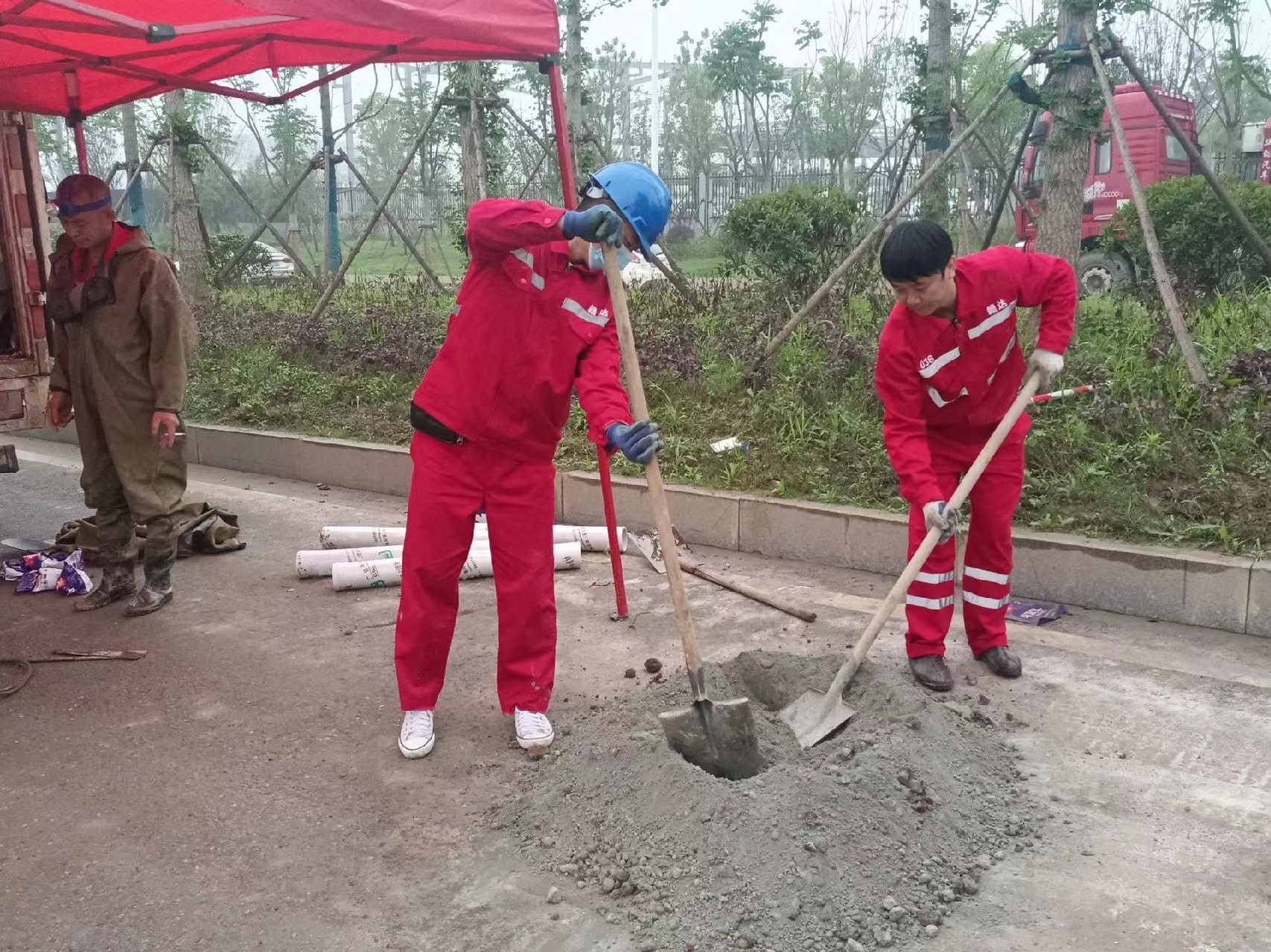乐平管道疏通哪家好】及时进行市政管道清淤